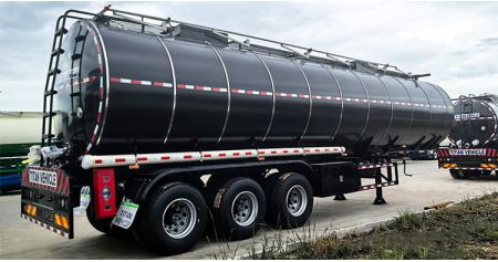 3 Axle 4000 Liters Bitumen Tanker Trailer will send to Guyana