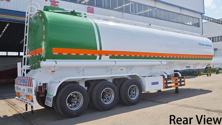 Tri Axle 4000 Liters Petrol Tanker Trailers for Sale in Guyana