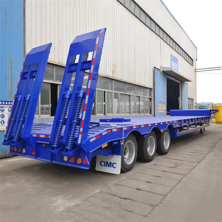 Tri Axle Low Bed Truck Trailer