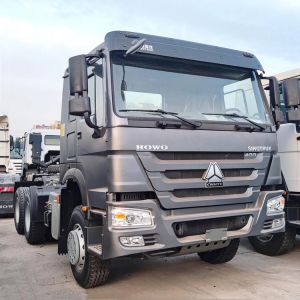 Sinotruk Howo 400 Tractor